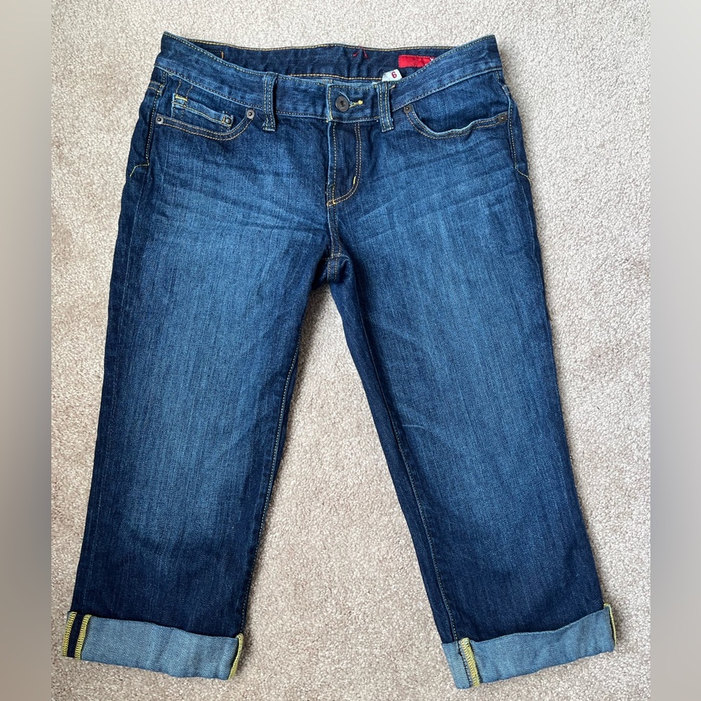 NWT Express X2 Cuffed Capri Jeans